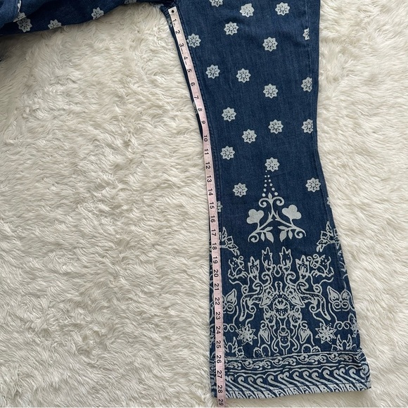 Free People We The Free Pants Journey Flare Jeans Belted Printed Retro Blue 27 - Picture 12 of 12